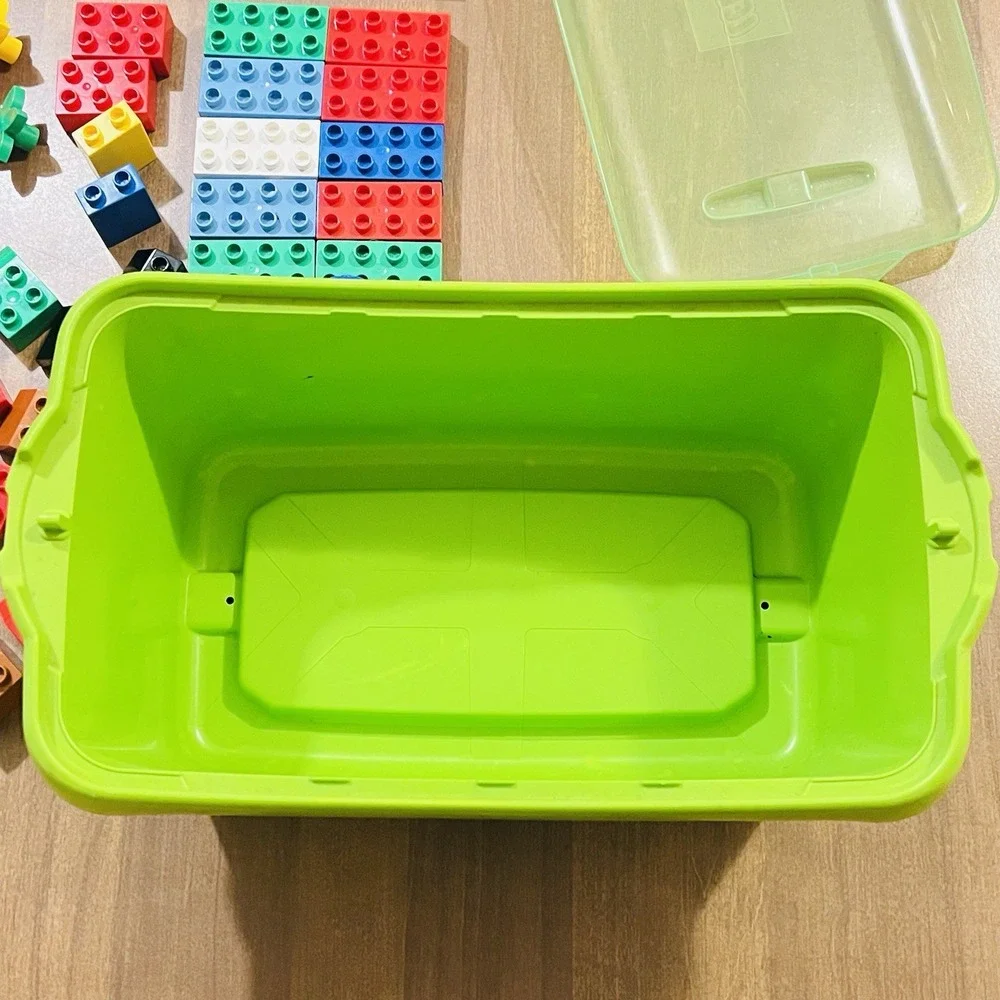 Lego Duplo Mixed Lot 100 Pieces - Lego Man - Window - Flowers - in large‎ Tub